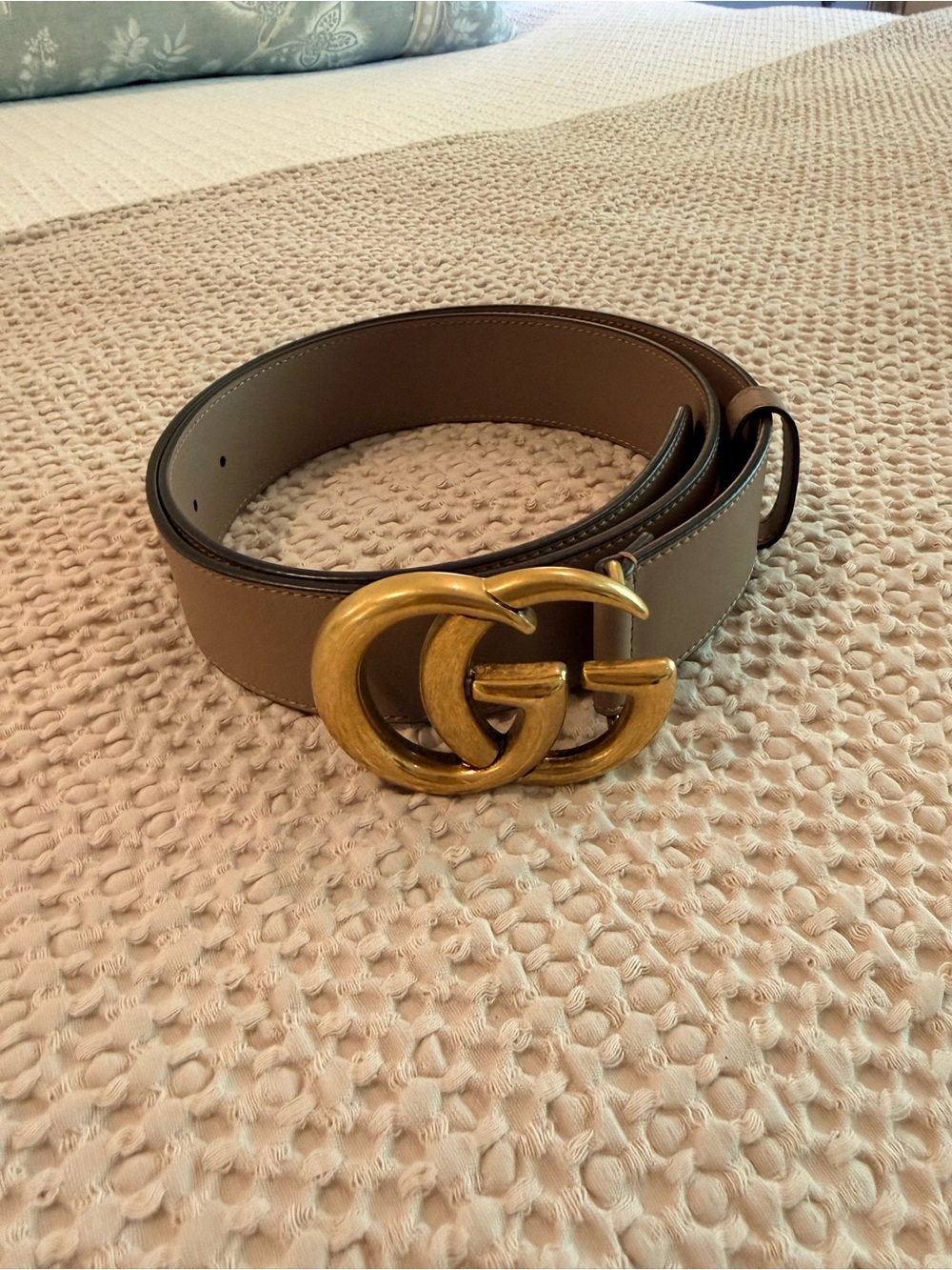 Gucci Taupe Leather Belt with Antiqued Gold Double G Buckle